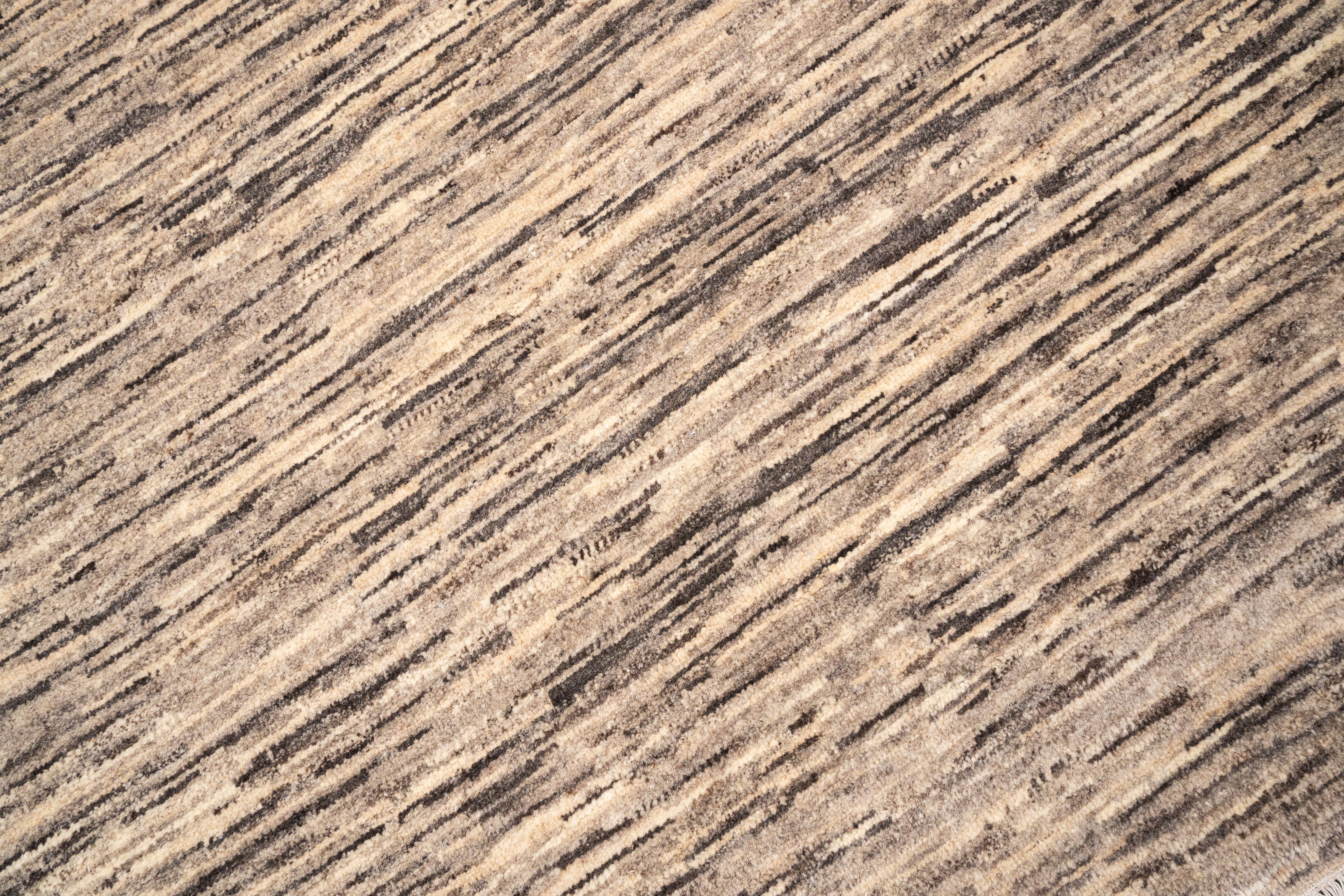 Handknotted Carpet, DIA - 2965